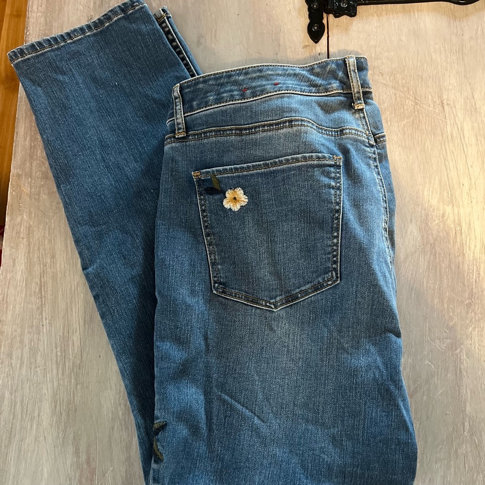 Talbots Floral Embroidered Slim Ankle Jeans Women's Size 12 - Picture 5 of 8
